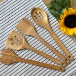 كفگير ملاقه چوبى