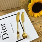 قاشق چنگال پر طلایی