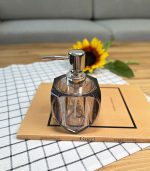 جا مایع اکرلیک