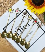 قاشق آویز دار